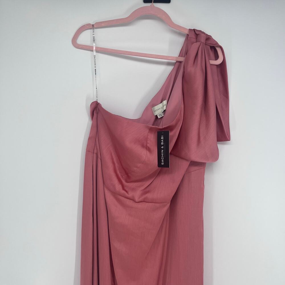 Sachin & Babi Chelsea One Shoulder Bow Gown Size 22W - Picture 5 of 11